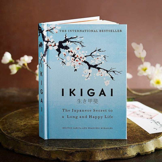 Ikigai: The Japanese Secret to a Long and Happy Life (Hardcover)